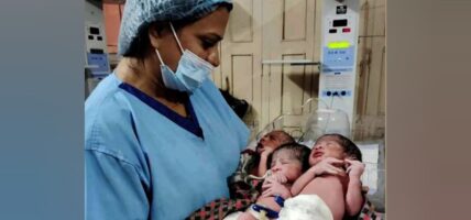 २० वर्षीया युवतीले जन्माइन् ३ बच्चा