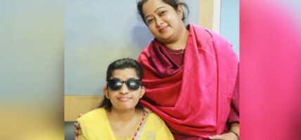 बलिउड फिल्म ‘कर्मा मिट्स किस्मत’मा मेनुकाको पार्श्व गायन