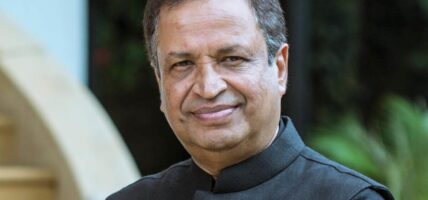 सिआइबीमा उपस्थित भए सांसद विनोद चौधरी