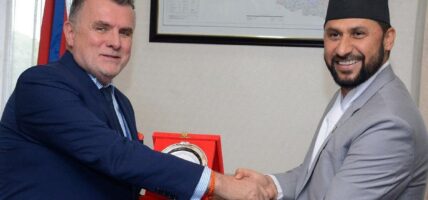 गृहमन्त्री लामिछाने र स्विडेनका राजदूत थेलेफबीच भेटवार्ता