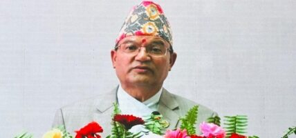 एक करोड वृक्षरोपण गर्न वनमन्त्री शाहीको निर्देशन