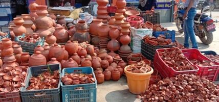 माटोका भाँडा बेचेर मासिक ८० हजार