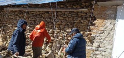सोलुखुम्बुमा परकम्प, स्थानीयलाई घरभित्र छिर्नै डर