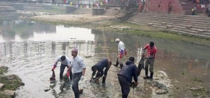 सफाइका क्रममा विष्णुमती नदीमा  मूर्ति भेटियो