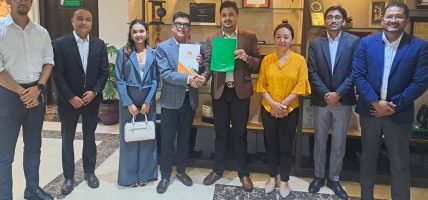 नबिल बैंक र निम्बजबीच अन्तर्राष्ट्रिय डाटा ई–सिम र ड्राइभिङ  लागि सम्झौता