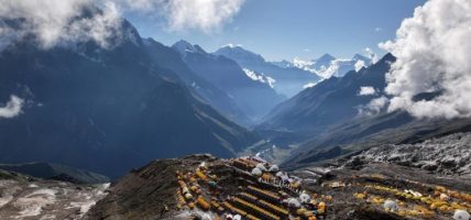 मनास्लु आरोहण गर्न दुई सय २४ जनाले अनुमति लिए