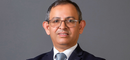 सन् नेपाल लाइफका सीईओ अर्याल पक्राउ