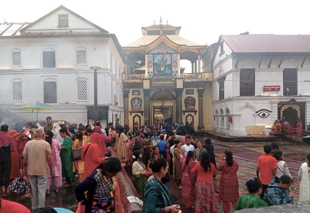 पशुपतिमा दर्शन र पूजाआजा व्यवस्थित